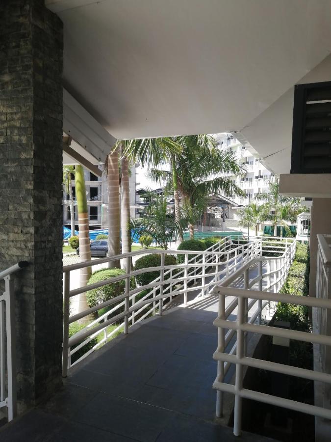 Condo Azur Suites A326 Amani Resorts Residences , 5 Minutes Airport, Netflix, Stylish, Cozy With Luxurious Swimming Pool 麦克坦 外观 照片