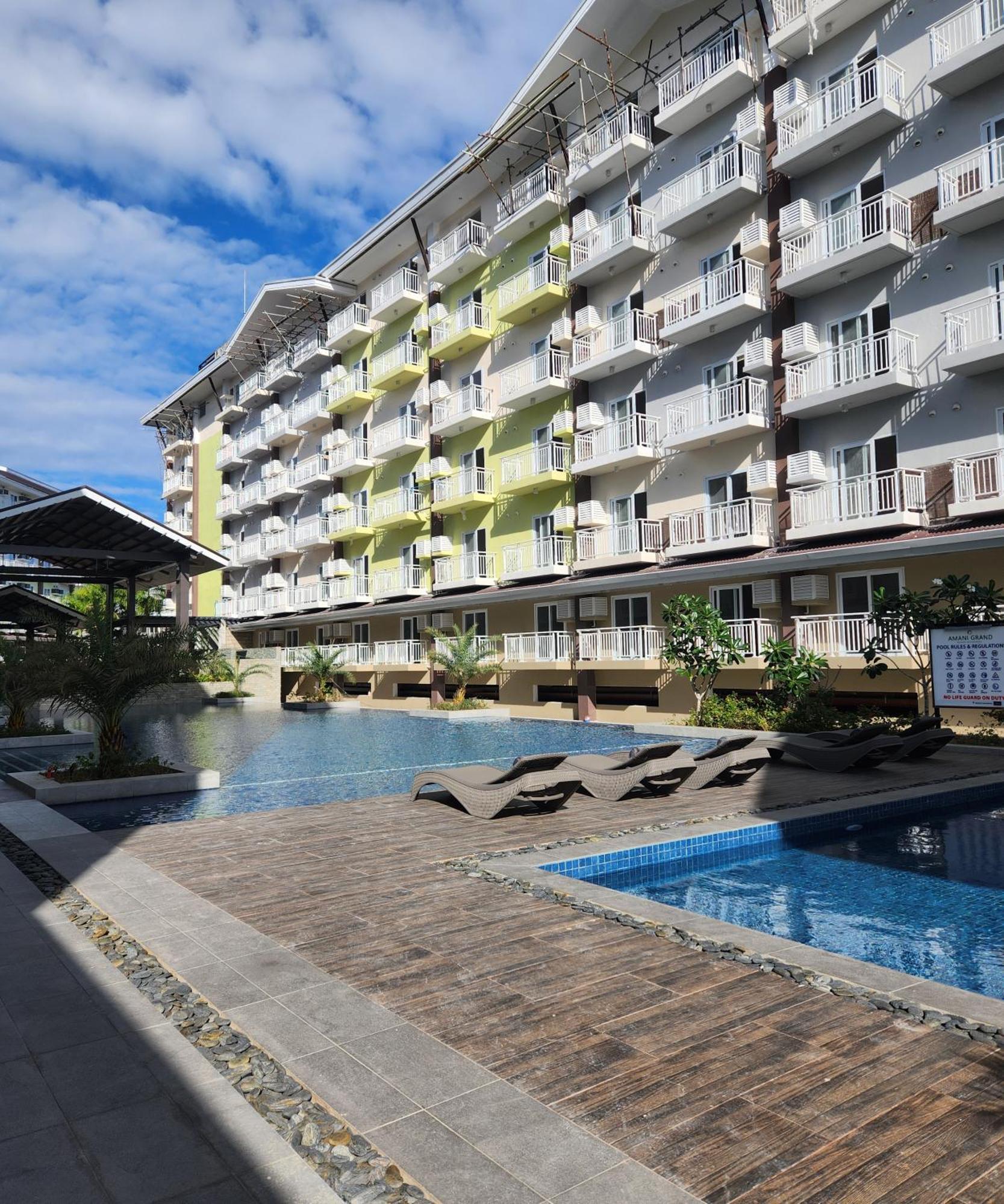 Condo Azur Suites A326 Amani Resorts Residences , 5 Minutes Airport, Netflix, Stylish, Cozy With Luxurious Swimming Pool 麦克坦 外观 照片